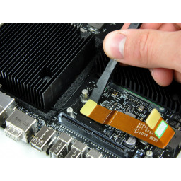 Mac mini Model A1283 Замена логической платы